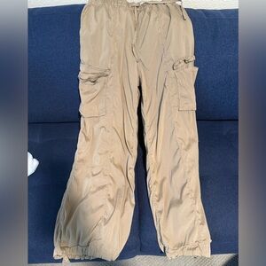 Lululemon Filbert Tan Lightweight Adjustable Mid-Rise Cargo Pant